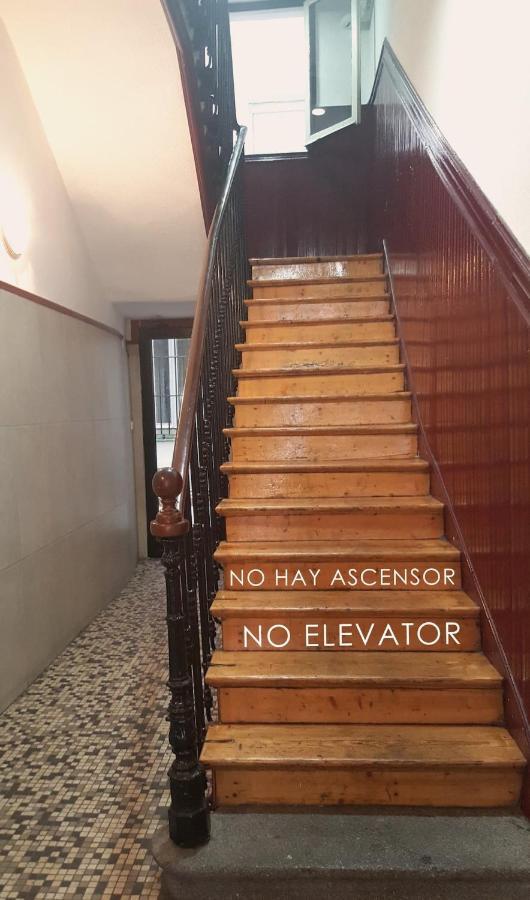 Ferienwohnung Ap Gran Via IV -Quinto Piso Sin Ascensor- Madrid Exterior foto